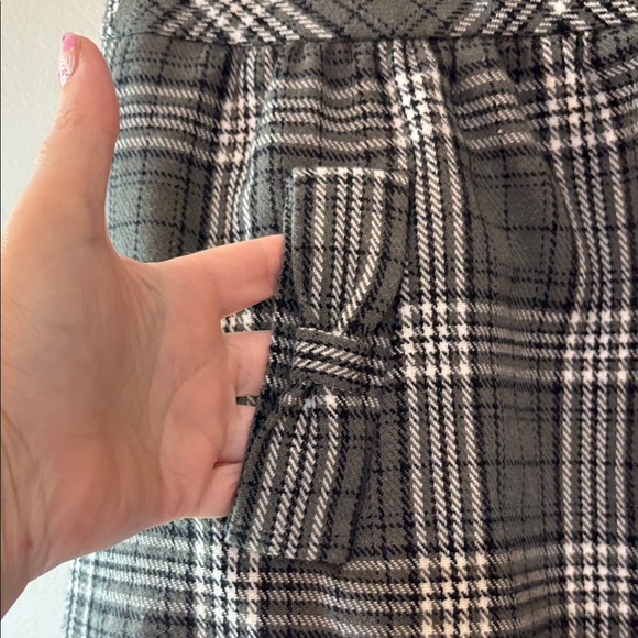 Ann Taylor Grey Plaid A-Line Skirt Size 8 - Picture 2 of 7